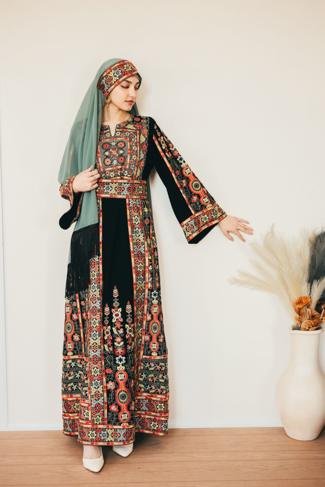 Black Melaka With Color Full Embroidery Thobe